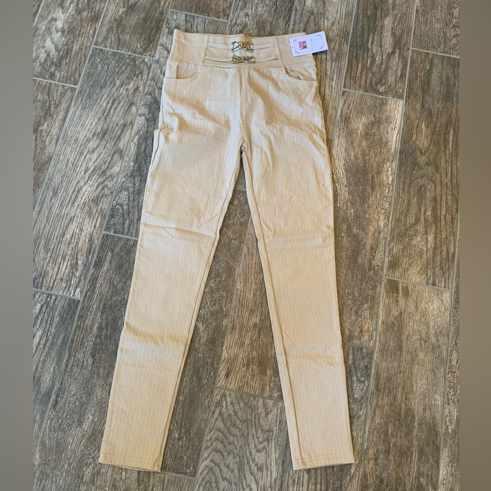 Lida tan with white stripes size S/M